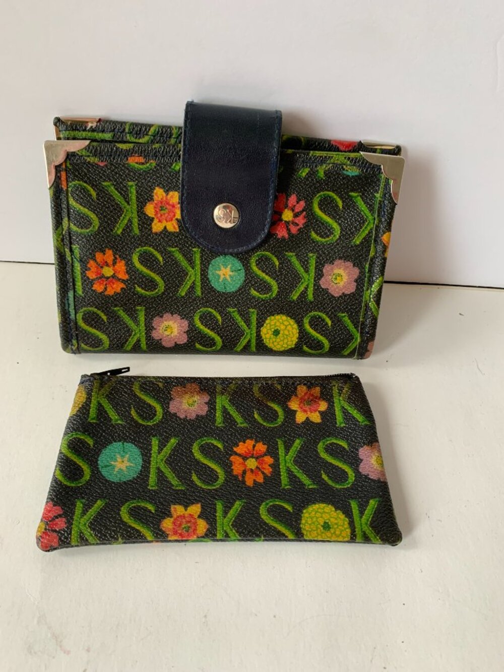 Vintage Ken Scott Leather Wallet – Colorful Floral Logo Print on Black | 2-in-1